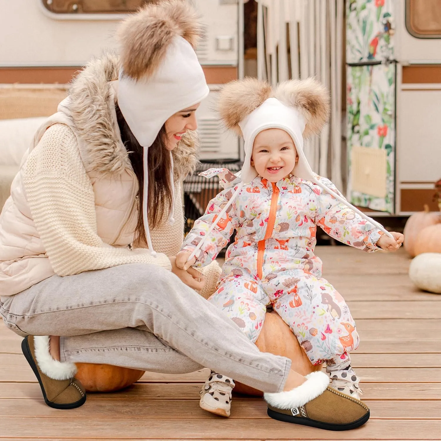 Ablanczoom Slippers for Women House Shoes: Comfy Memory Foam Slippers with Fuzzy Faux Fur Collar Non-skid Rubber Sole Indoor/Outdoor