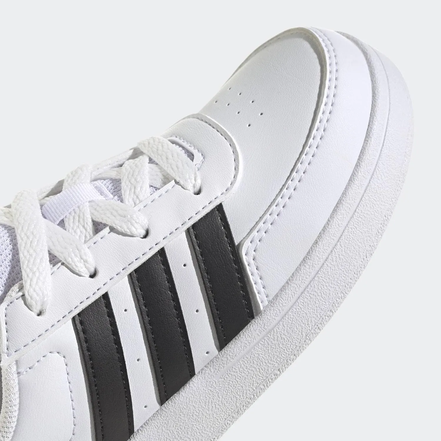 adidas Boy's Tennis Shoe