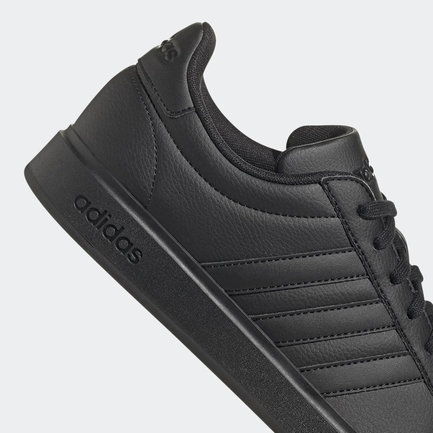 adidas Men's Grand Court 2.0 Tennis Shoe