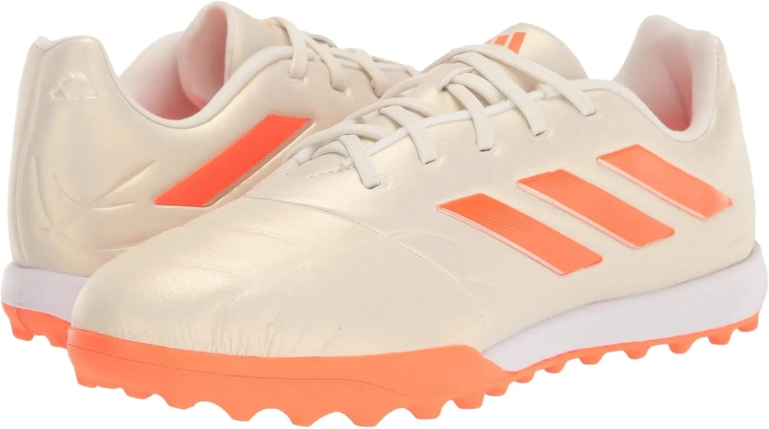 adidas Unisex-Adult Copa Pure.3 Turf Soccer Shoe
