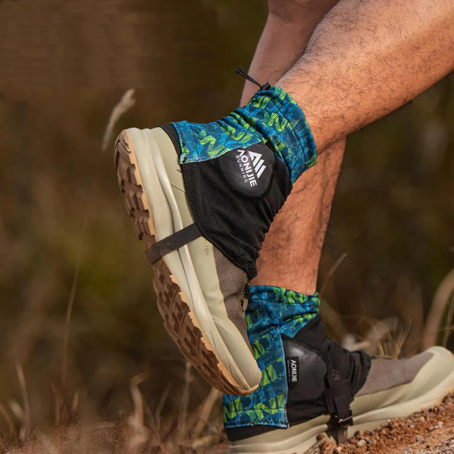 AONIJIE Low Trail Gaiters Reflective Ankle Gators Protective Shoe Covers with UV Protection & Breathable & Sand Prevention for Triathlon Marathon Hiking