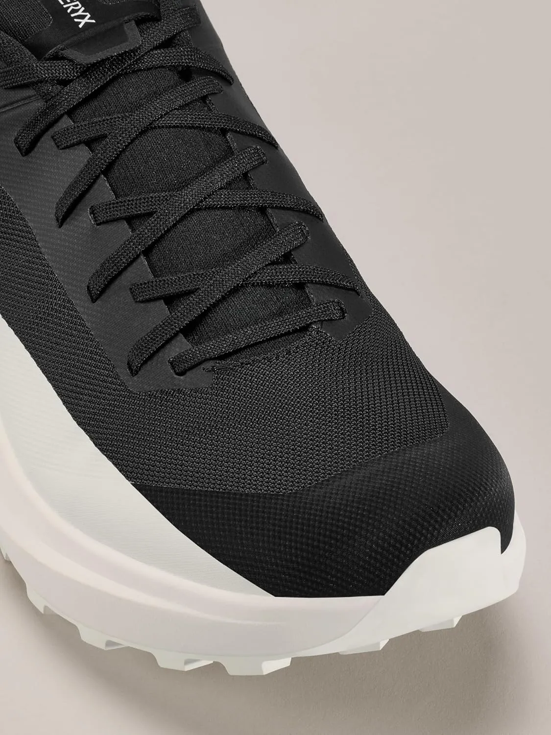 Arc'teryx Men's Norvan LD 4 - Lightweight Mountain Running Shoes for Men, Long Distance Running Shoes for All Terrains