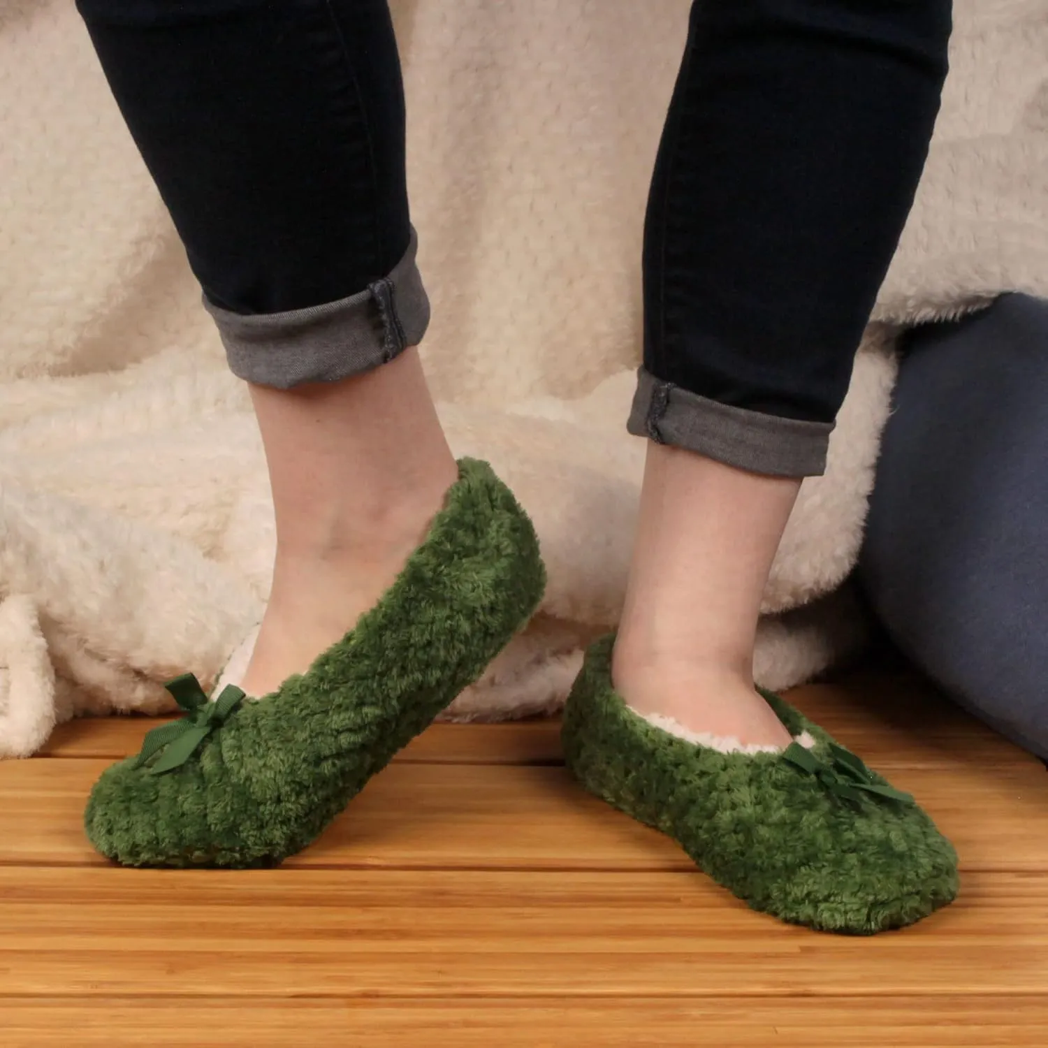 BambooMN Adult Super Soft Warm Cozy Fuzzy Soft Touch Sleeper Slippers Non-Slip Lined Socks