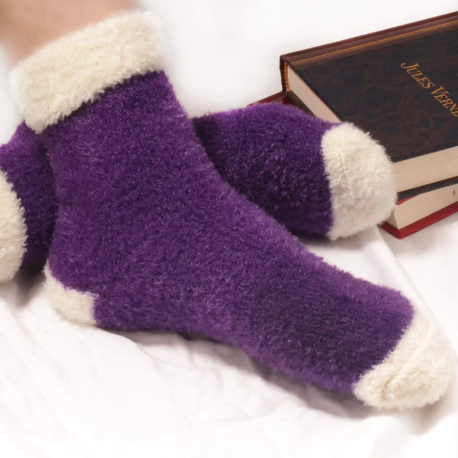 BambooMN Super Soft Warm Fuzzy Stripe/Polka Dot/Gradient/Snowflake Socks
