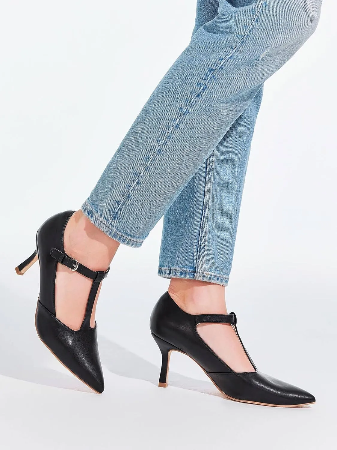 Coutgo Womens Mary Jane High Heels T Strap Closed Pointed Toe Pumps Buckle Work Office Dress Shoes