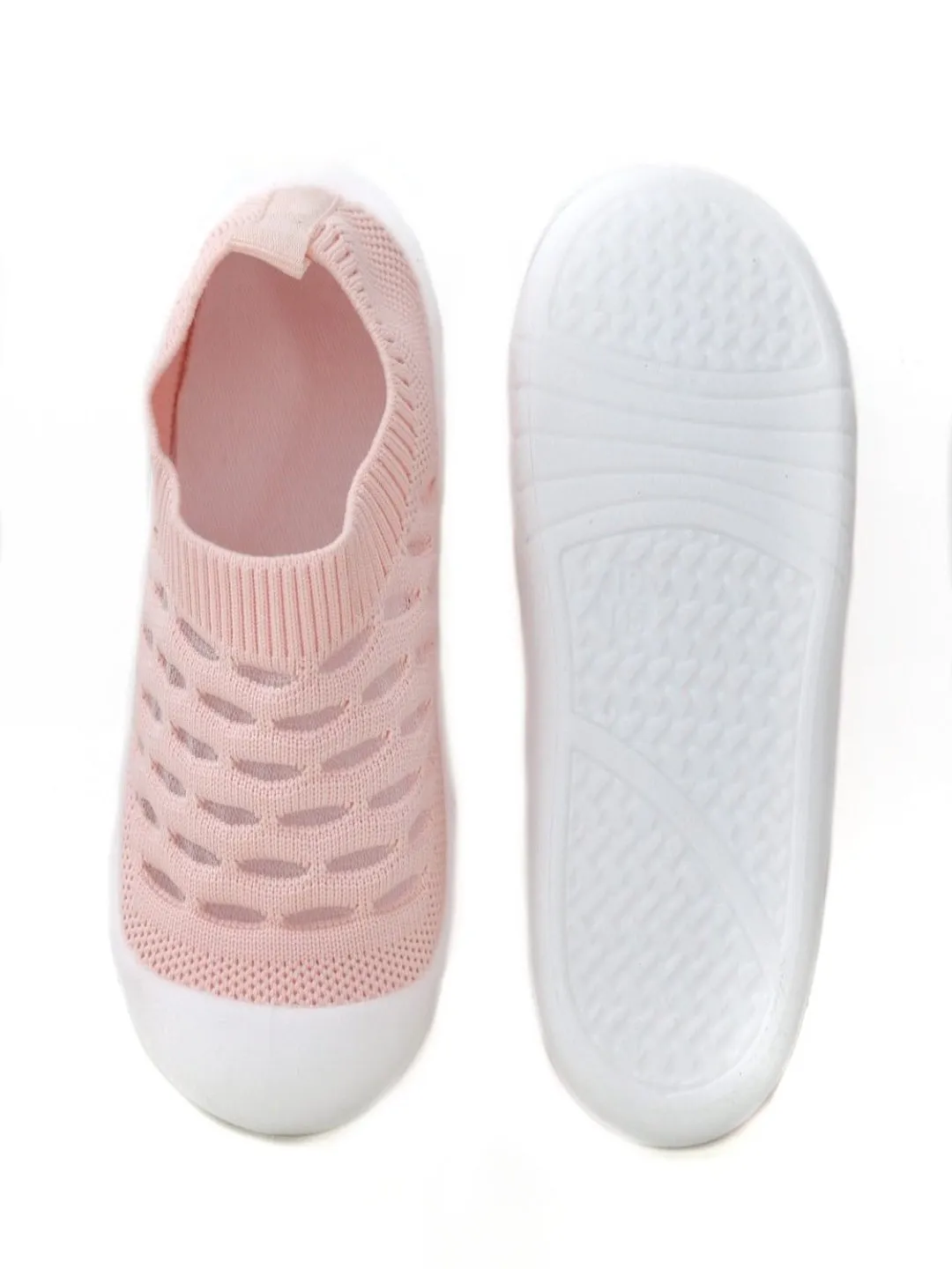 Cozy Peach Patterned Shoe Socks for Girls