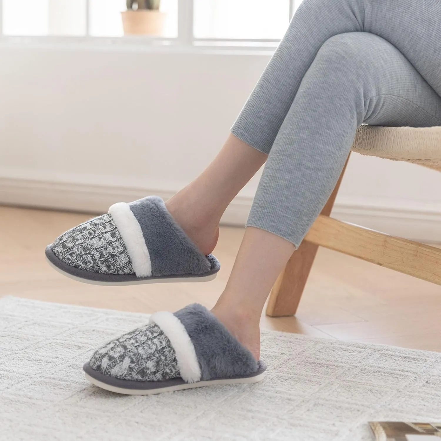 Cozy Slippers for Women Indoor and Outdoor Fuzzy House Shoes with Memory Foam Anti-Skid Sole Gifts for Women Mom Ladies