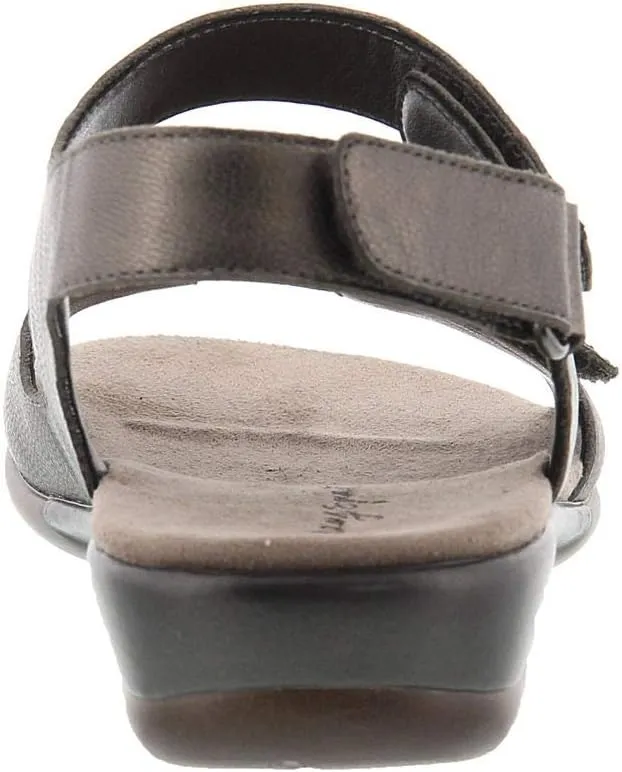 Easy Spirit Women's Hartwell Flat Sandal