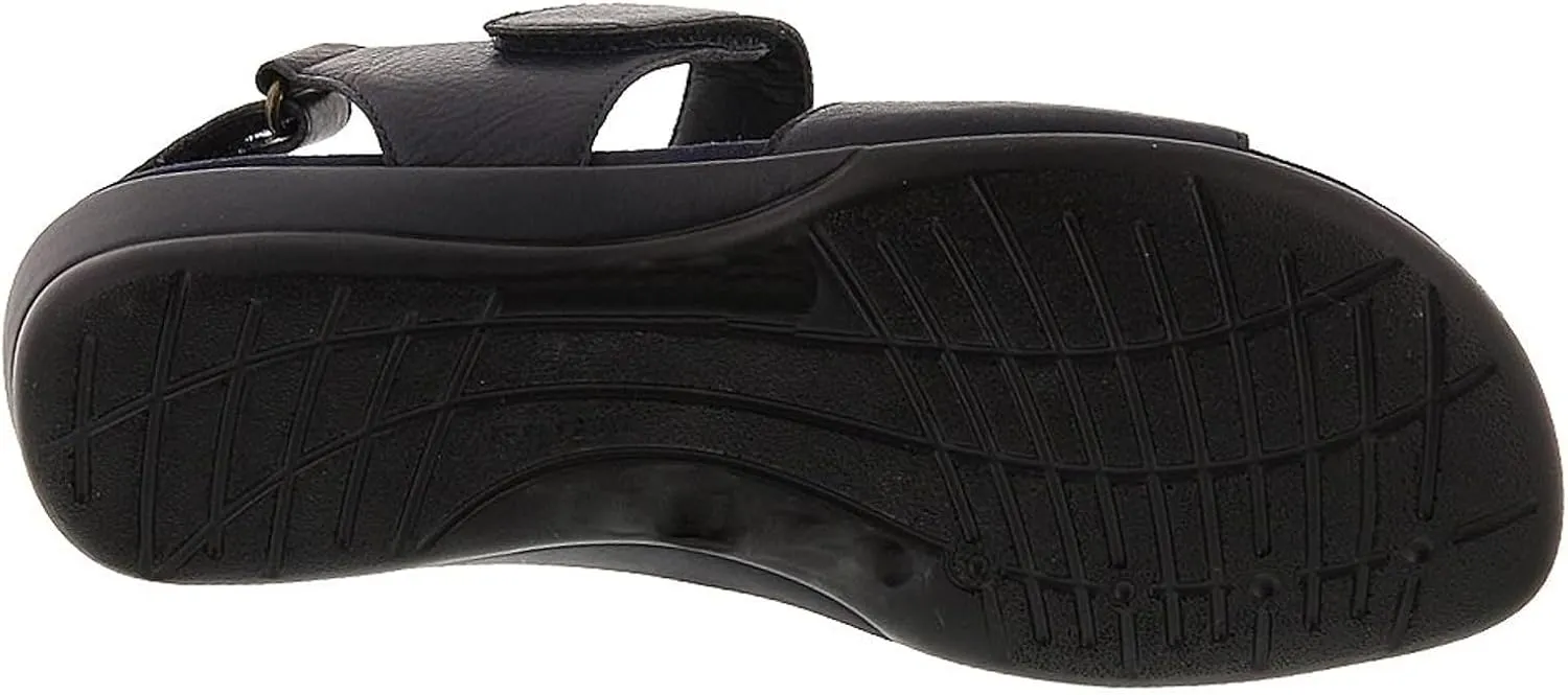 Easy Spirit Women's Hartwell Flat Sandal