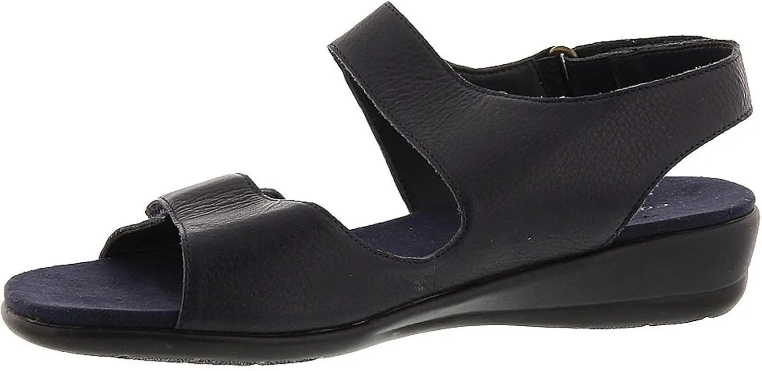 Easy Spirit Women's Hartwell Flat Sandal