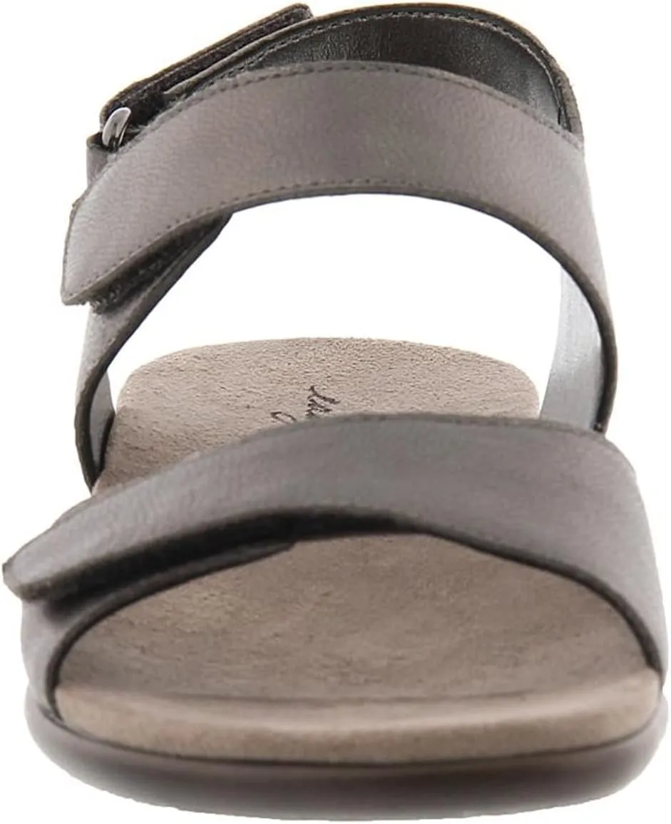 Easy Spirit Women's Hartwell Flat Sandal