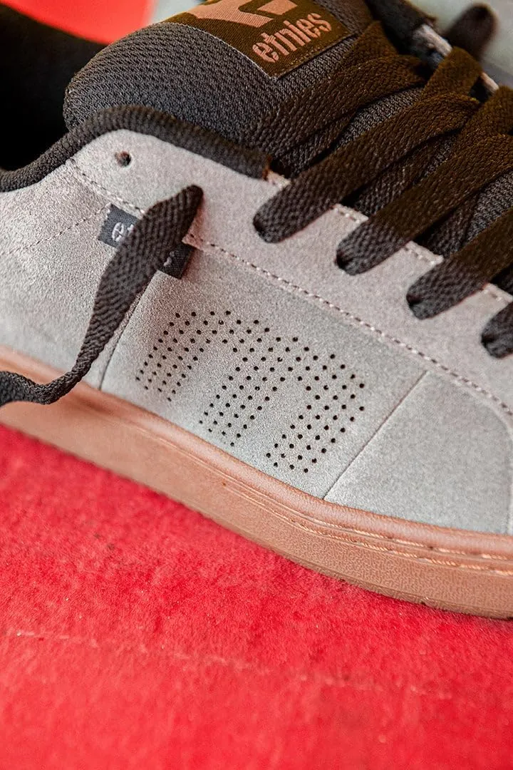 Etnies - Kingpin - Men's Skateboarding Shoe Classic Puffy Sustainable, Comfortable & Durable Footwear with Die-Cut EVA Insole