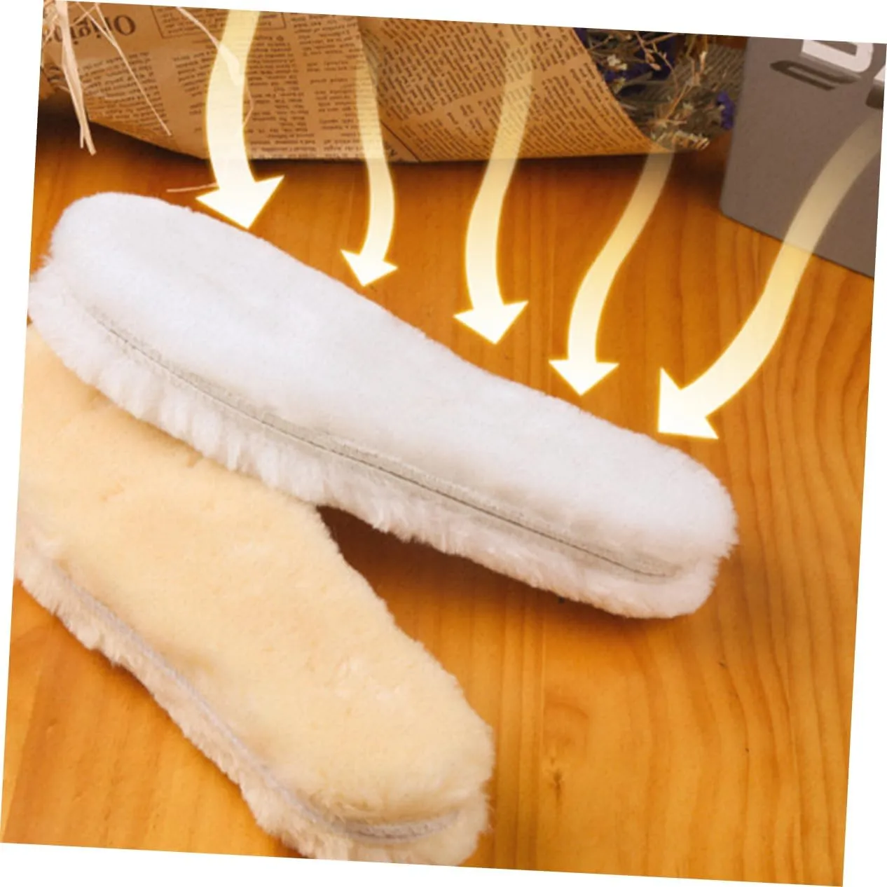 Fashion Plush Warm Insoles 3 Pairs Thicken Shoe Inserts Arch Support Soft Heel Pads for Men Women Anti-Sweat Design Random