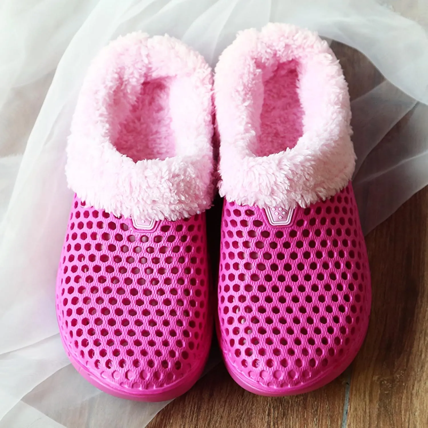 Fur Lined Clogs for House : Winter Warm Fuzzy Slippers for Unisex Non-Slip Breathable Walking Garden Shoes Indoor Outdoor for Women Men