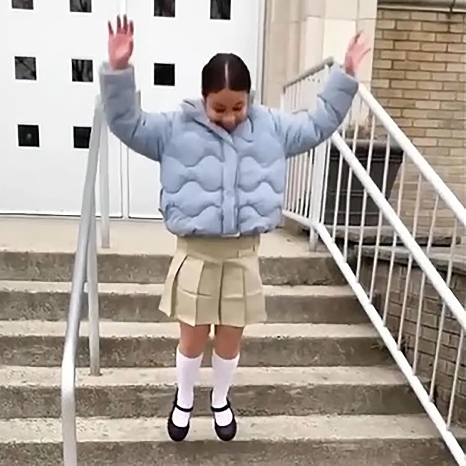 Girls 6 Pair Pack Unisex Soft Uniform Cable Dress Knee High Socks Comfort Seam Toe White or Navy Sizes Small to Large