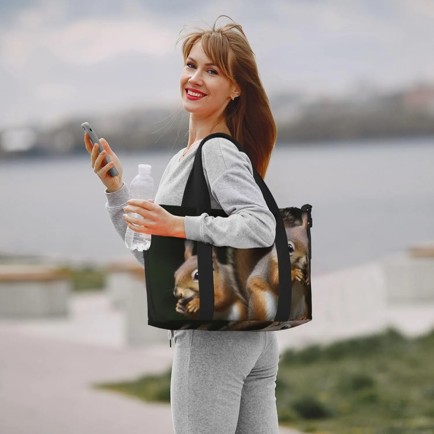 Gym Bag Squirrel Animal Duffel Bag for Men Women Travel Overnight Bag with Shoe Compartment Workout Bags