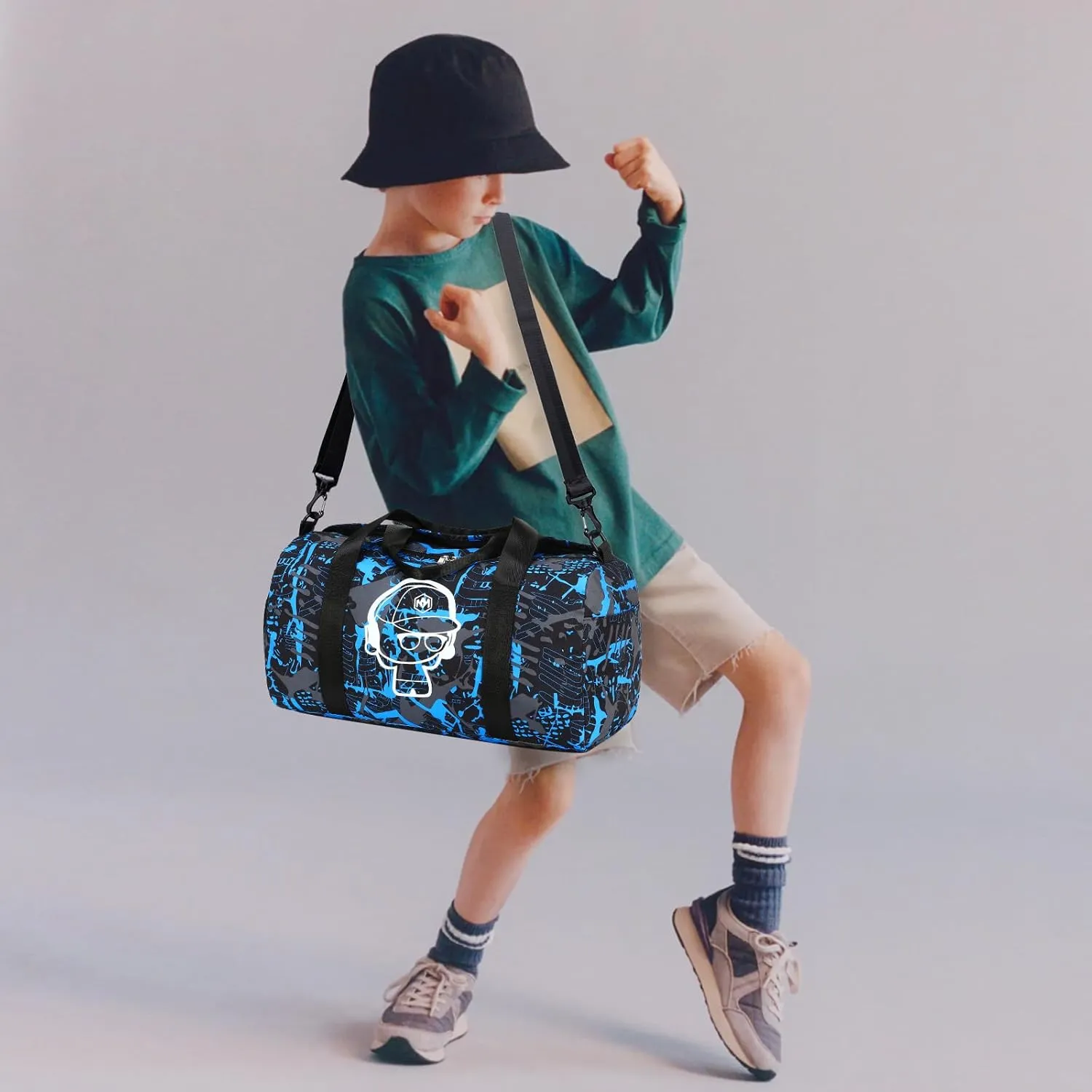 Kids Duffle Bag Boys Overnighter Travel Sport Gym Bag Weekender Carry On Shoulder Bag with Shoe Compartment & Wet Pocket