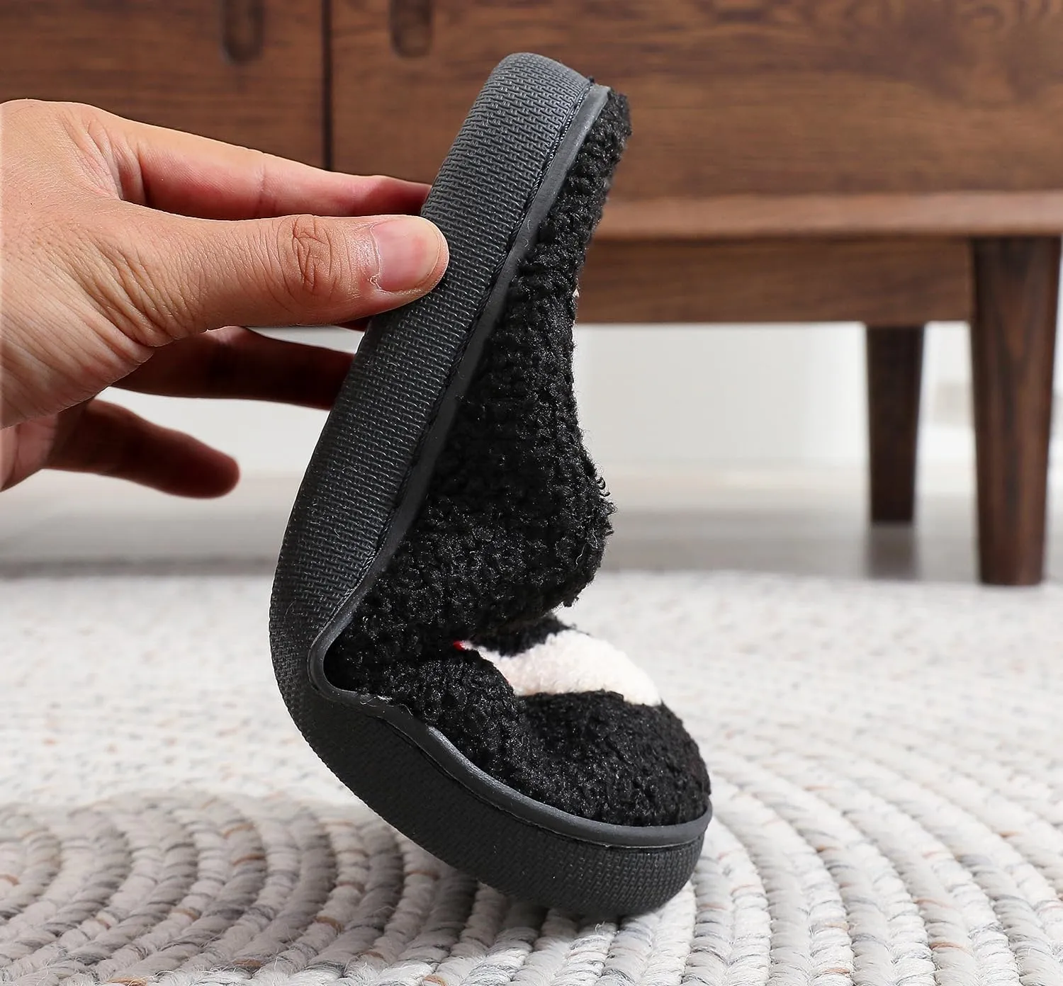 LELEBEAR Scream Ghostface Slippers, Ghost Face Slippers, Spooky Slides for Women Men, Fluffy Cozy Indoor Outdoor House Shoes