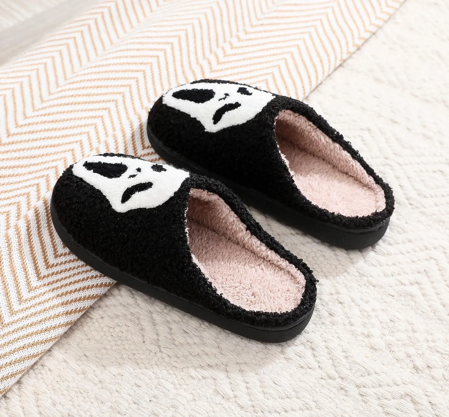 LELEBEAR Scream Ghostface Slippers, Ghost Face Slippers, Spooky Slides for Women Men, Fluffy Cozy Indoor Outdoor House Shoes