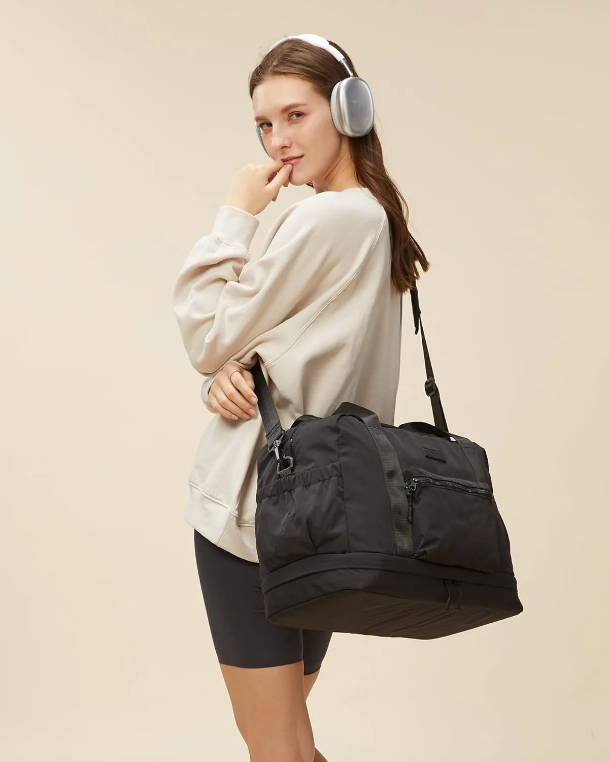 LOVEVOOK Weekender Bags for Women, Gym Bag with Shoe Compartment, Travel Duffel Bags with Toiletry Bag, Personal Item Tote Bag- Black