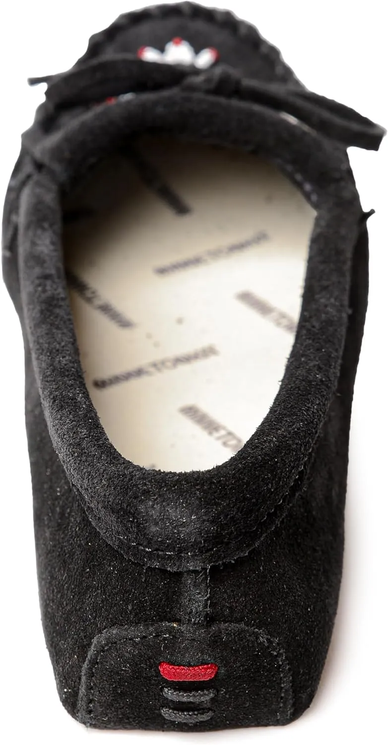 Minnetonka Women's Thunderbird Soft Leather Sole Moccasin
