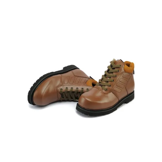 Mt. Emey 9951 Tan - Men's Extra-depth Chukka Boots