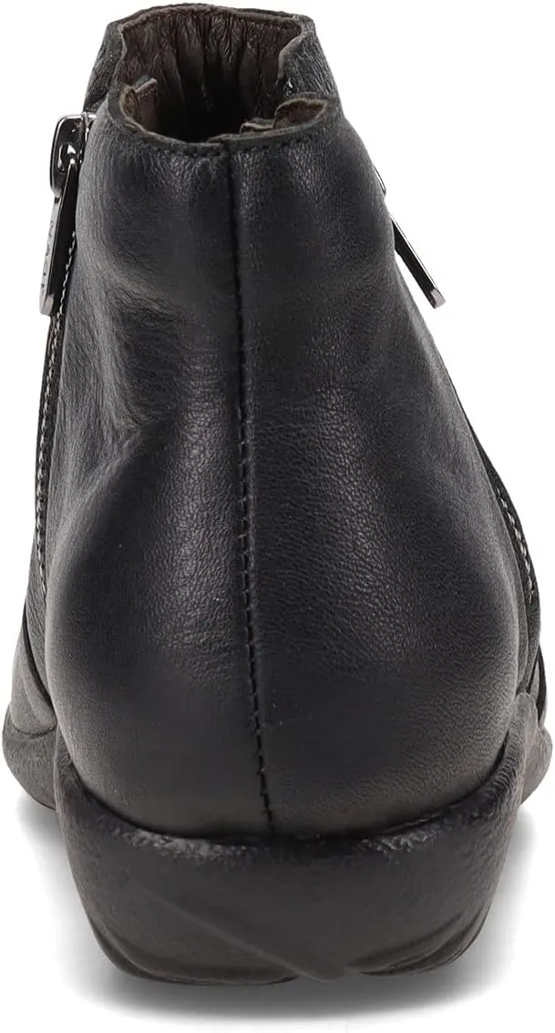 NAOT Footwear Women's Shoe Wanaka