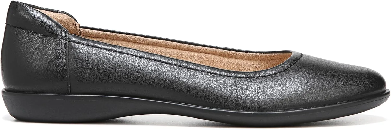 Naturalizer Women's Flexy Round Toe Ballet Flat