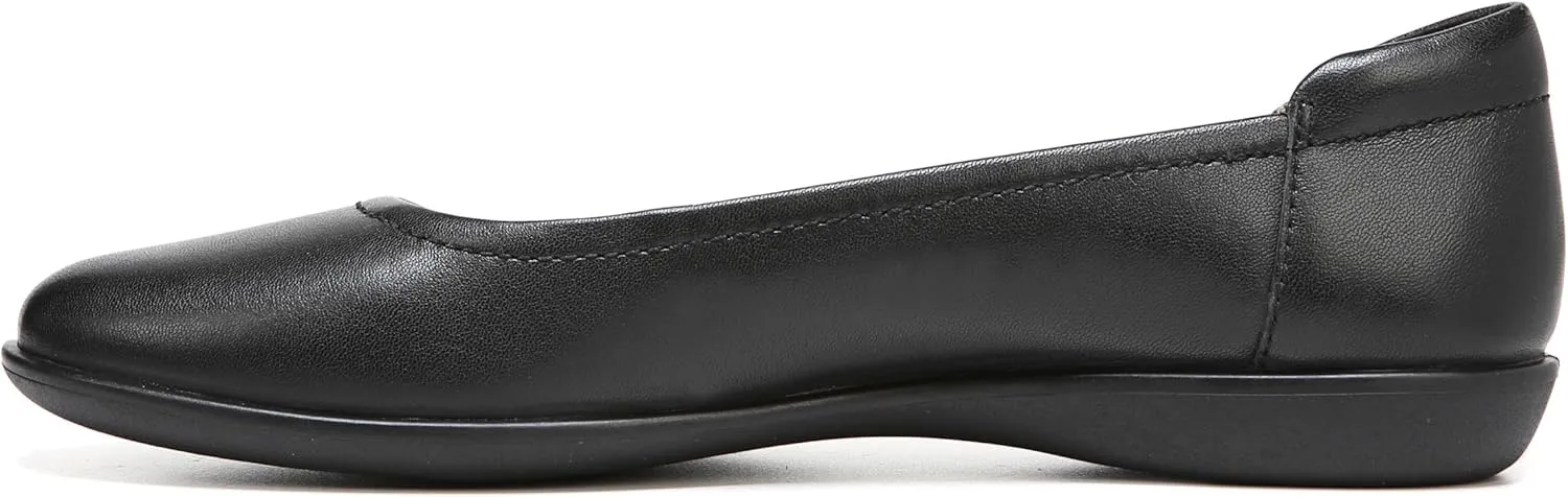Naturalizer Women's Flexy Round Toe Ballet Flat