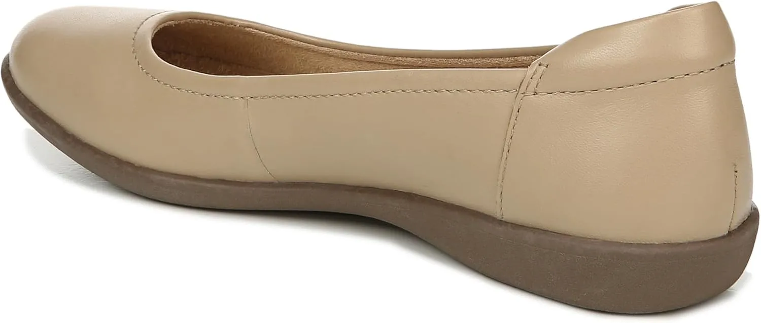 Naturalizer Women's Flexy Round Toe Ballet Flat