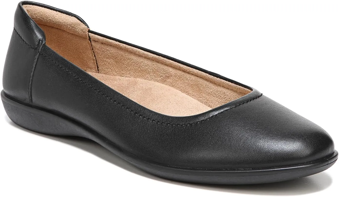 Naturalizer Women's Flexy Round Toe Ballet Flat