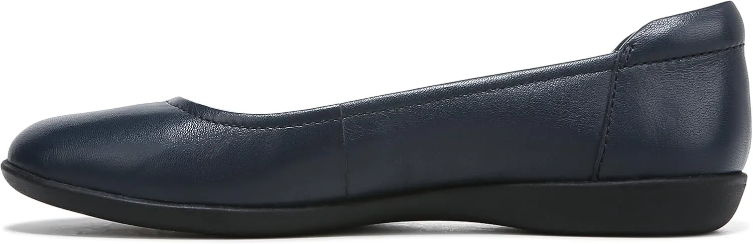Naturalizer Women's Flexy Round Toe Ballet Flat