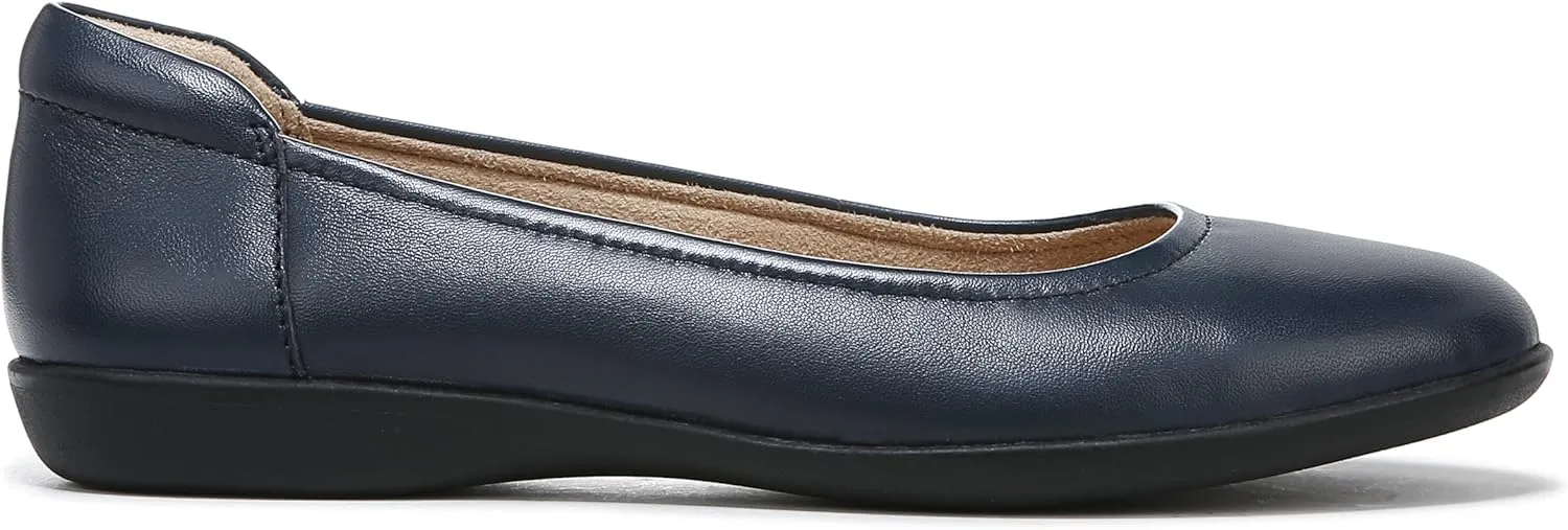 Naturalizer Women's Flexy Round Toe Ballet Flat