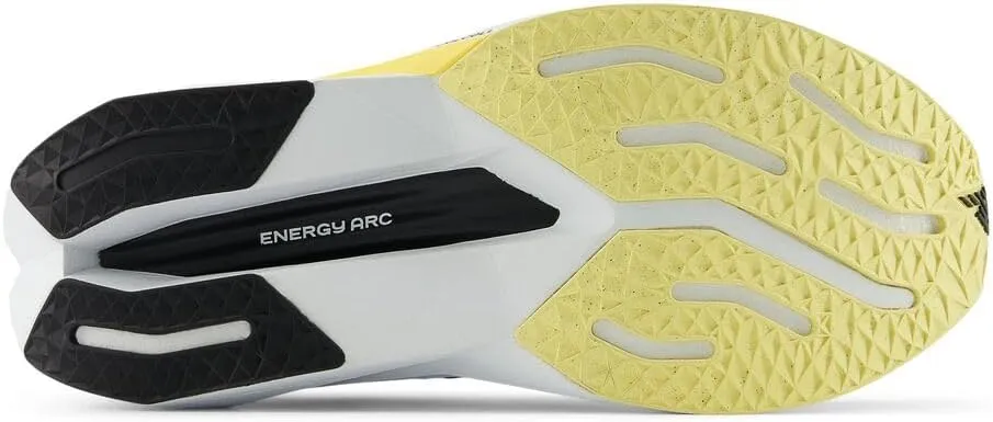 New Balance Men's FuelCell Supercomp Trainer V3 Running Shoe