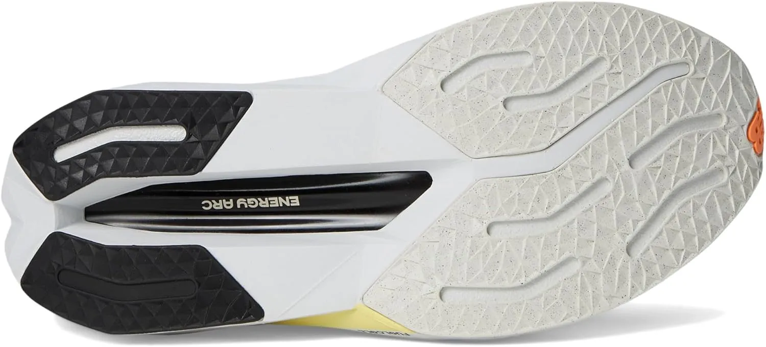 New Balance Women's FuelCell Supercomp Trainer V3 Running Shoe