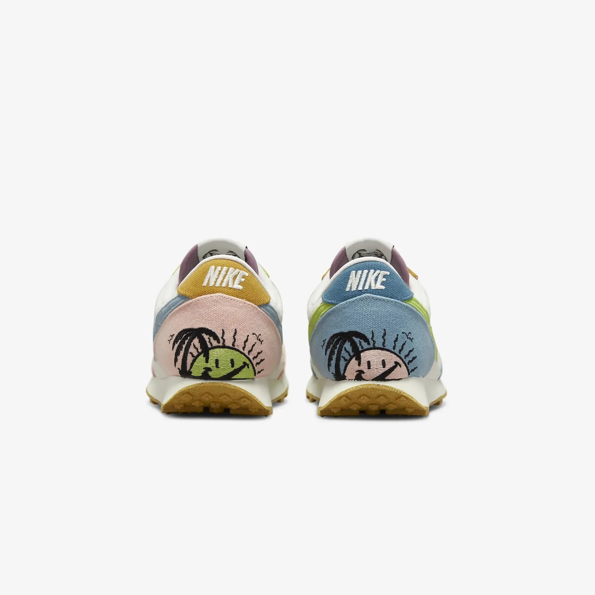 Nike | DAYBREAK SE  { ARCTIC ORANGE / WORN BLUE