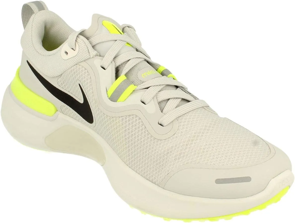 Nike Men's Stroke Running Shoe