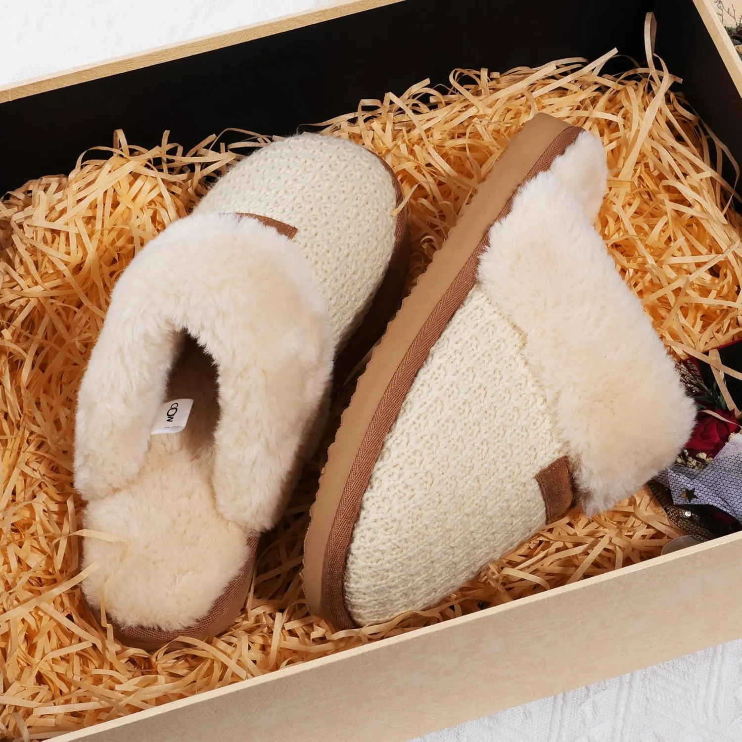 OOW Cozy Indoor Slippers for Women with Warm Fuzzy Slippers Women House Shoes