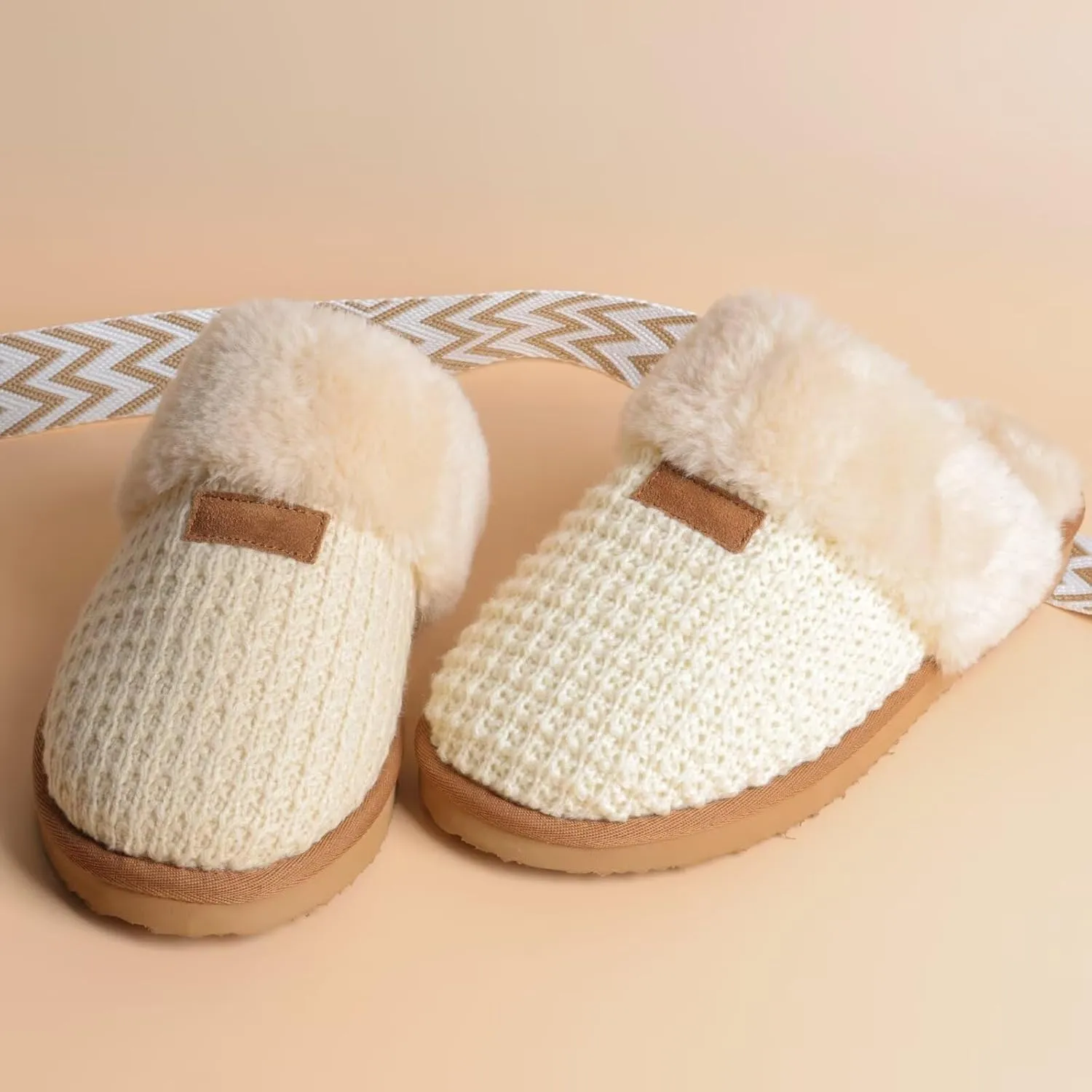 OOW Cozy Indoor Slippers for Women with Warm Fuzzy Slippers Women House Shoes