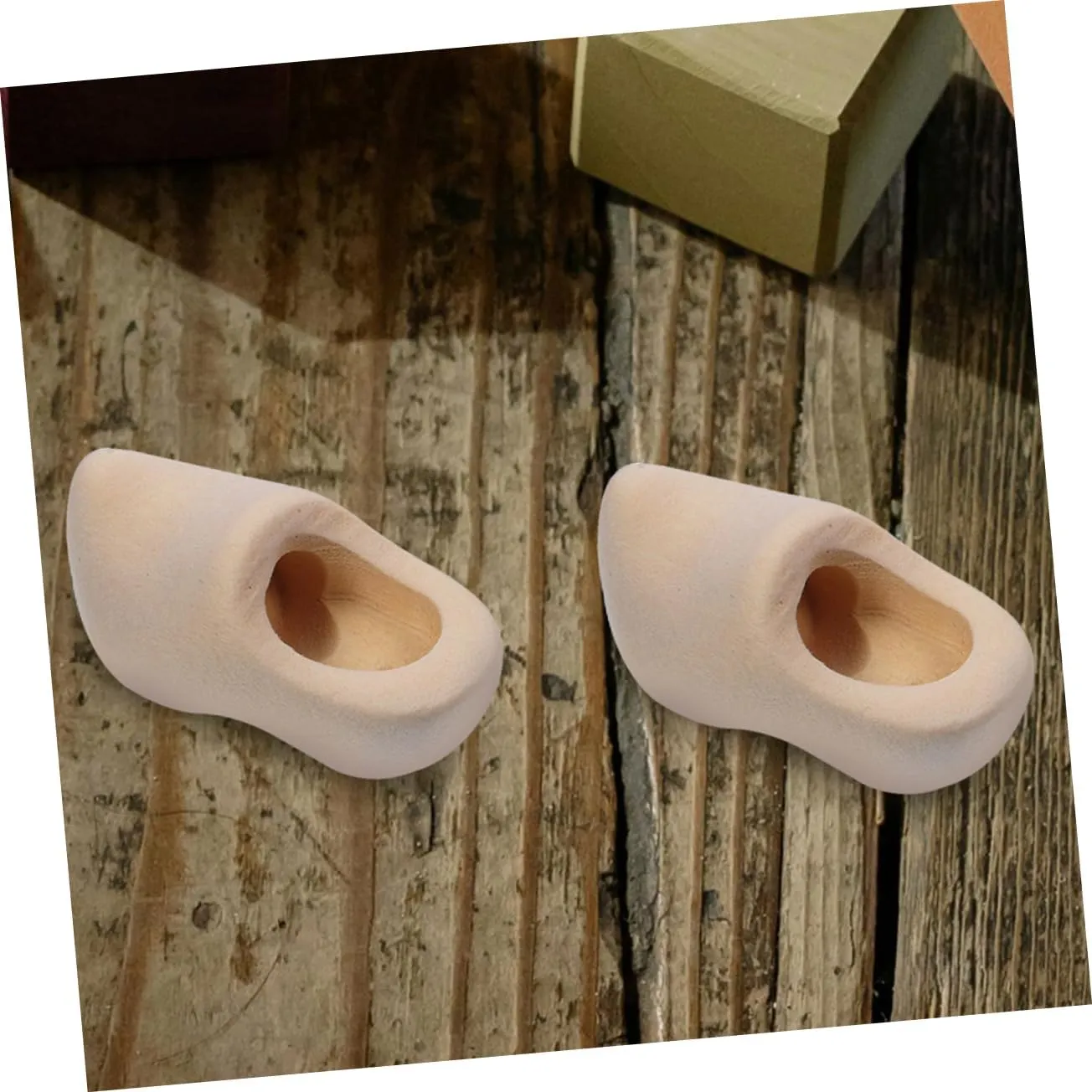 Operitacx 10pairs Miniature Wooden Shoes Craft Unfinished Shoes for Dollhouse Decor Includes for Creative Painting and Hands Skills Development