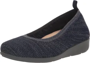 Propét Women's Yen Slip-On Shoe