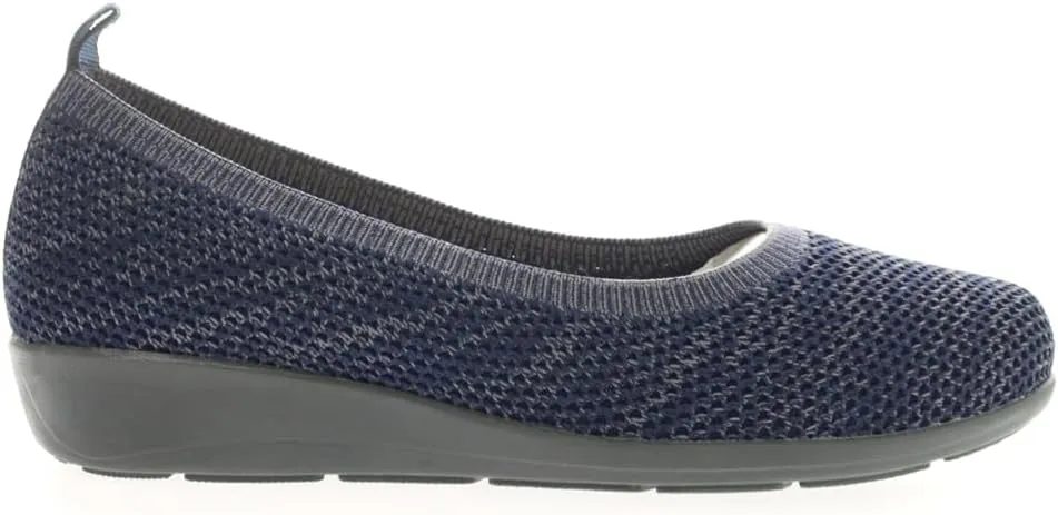 Propét Women's Yen Slip-On Shoe