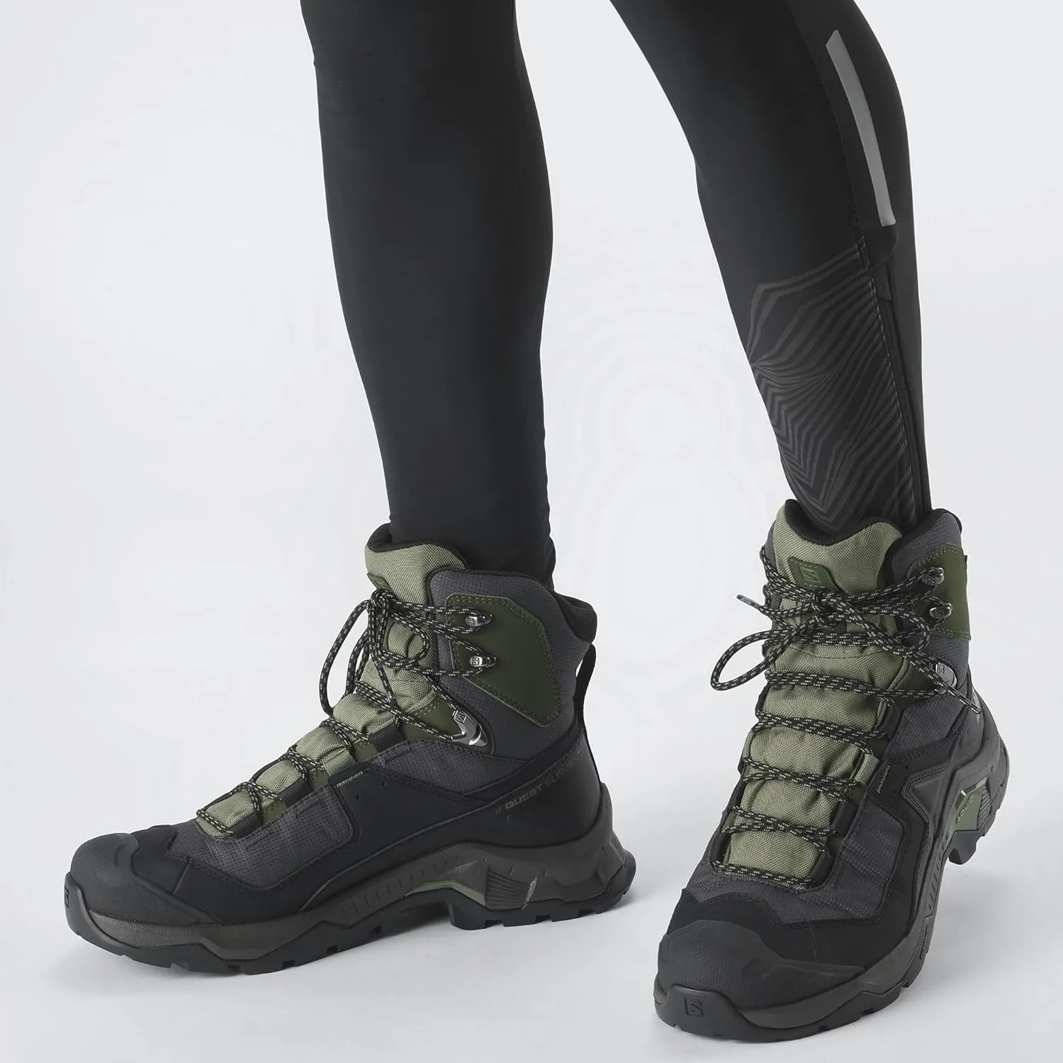 Salomon Men's QUEST ELEMENT GORE-TEX Leather Hiking Boot