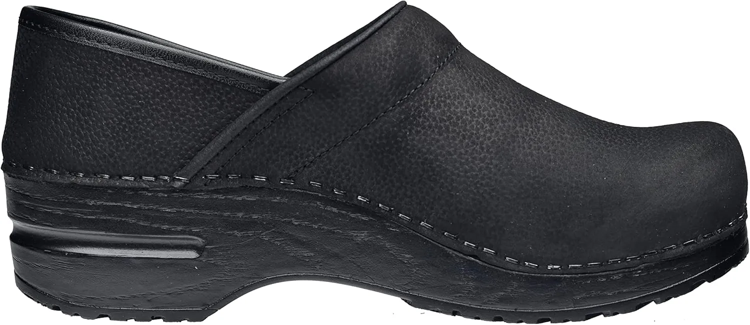 Sanita Men's Professional Oil Clog