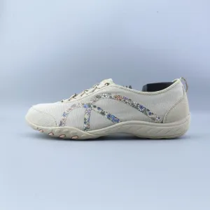 SKECHERS BREATH EASY FLOWER GAZE