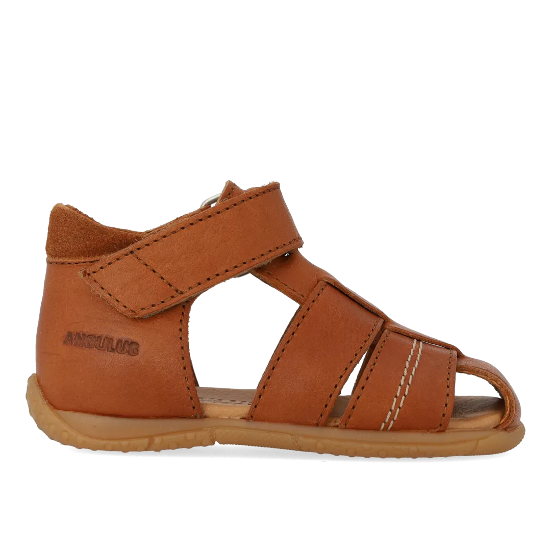 The child's first sandal with contrast stitching