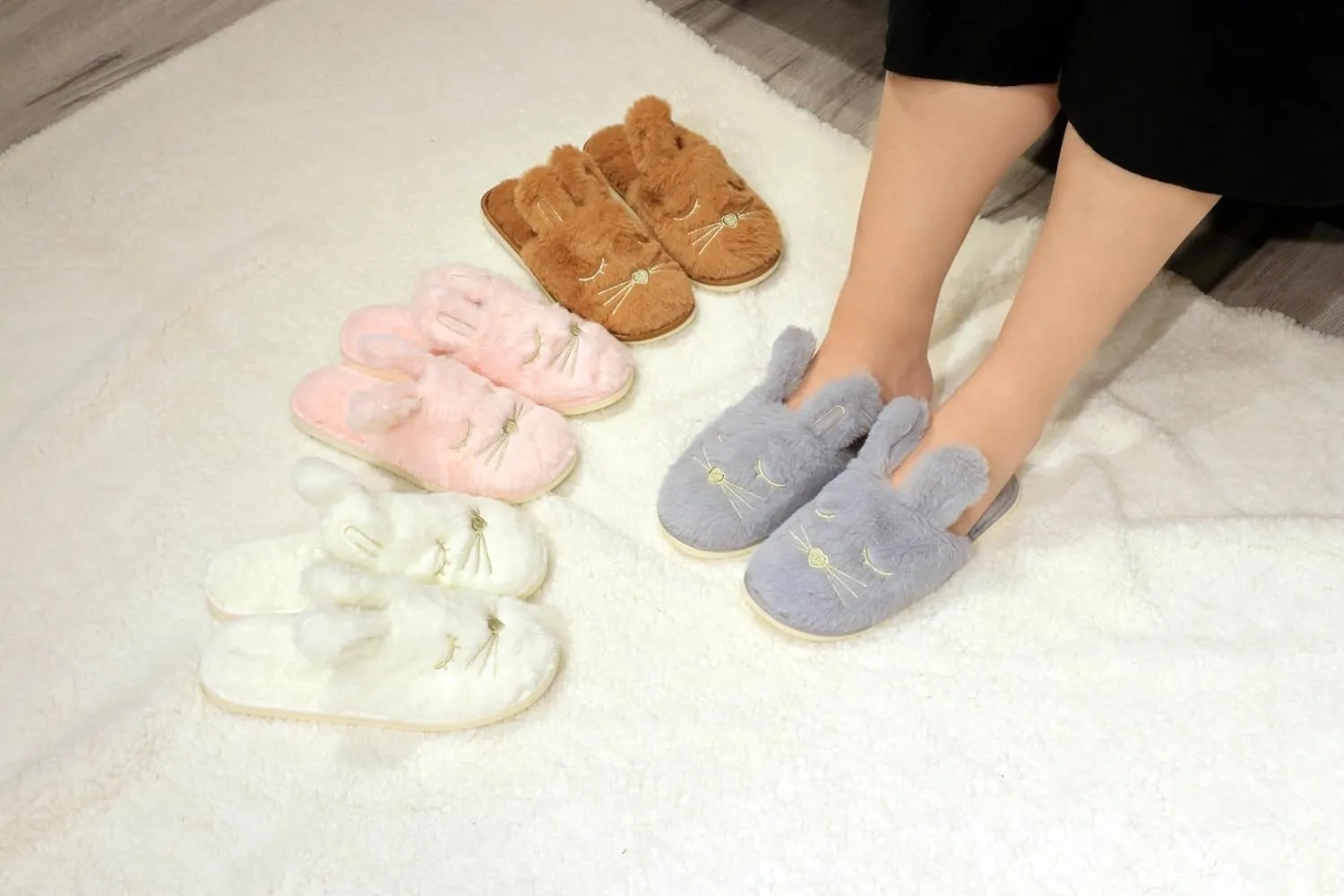Women Bunny Animal Slippers Cute Soft House Shoes Cozy Memory Foam Bedroom Slippers Rabbit Christmas Gifts Indoor Outdoor