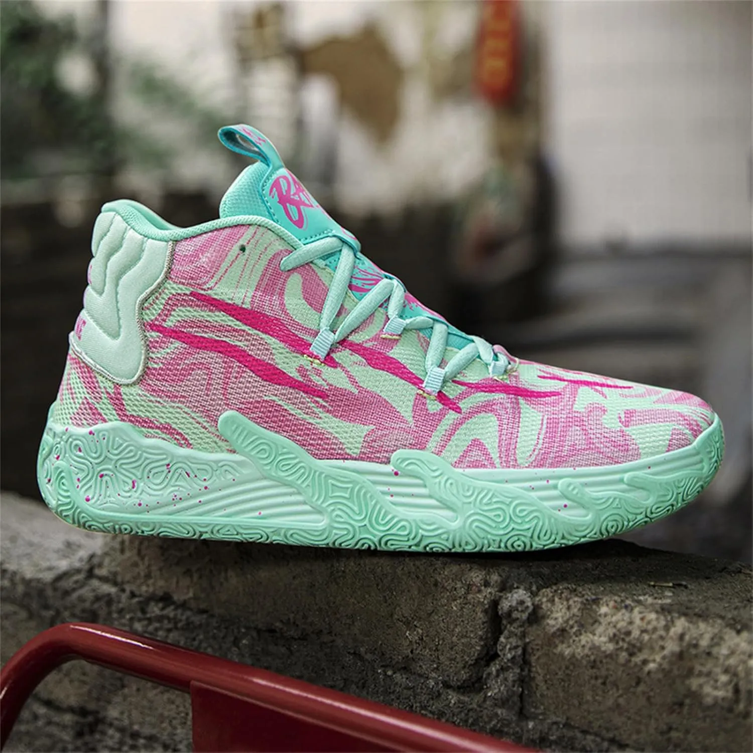 Womens Lightweight Lace Up High Top Fashion Basketball Shoes Soft Non-Slip Running Tennis Volleyball Sneakers Classic Sports Shoes