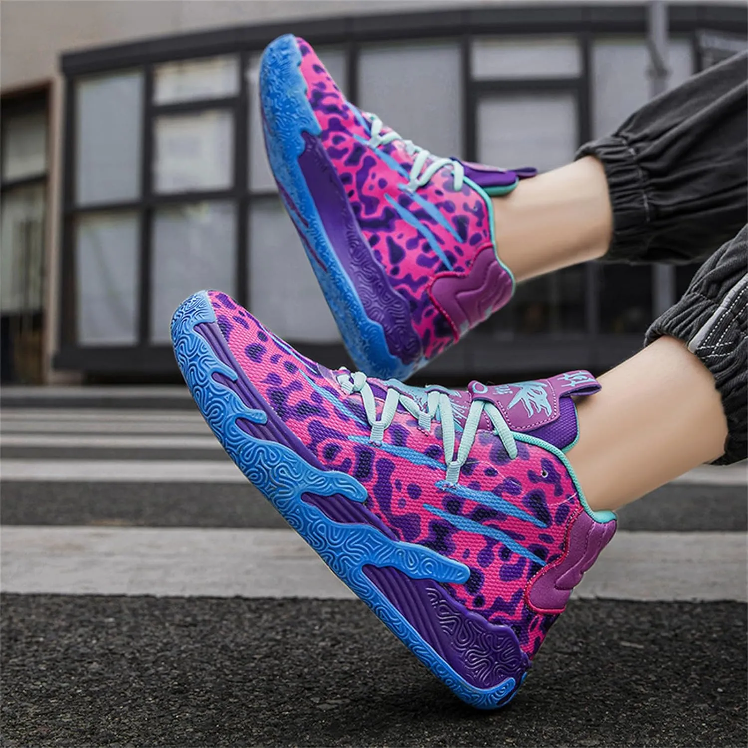 Womens Lightweight Lace Up High Top Fashion Basketball Shoes Soft Non-Slip Running Tennis Volleyball Sneakers Classic Sports Shoes